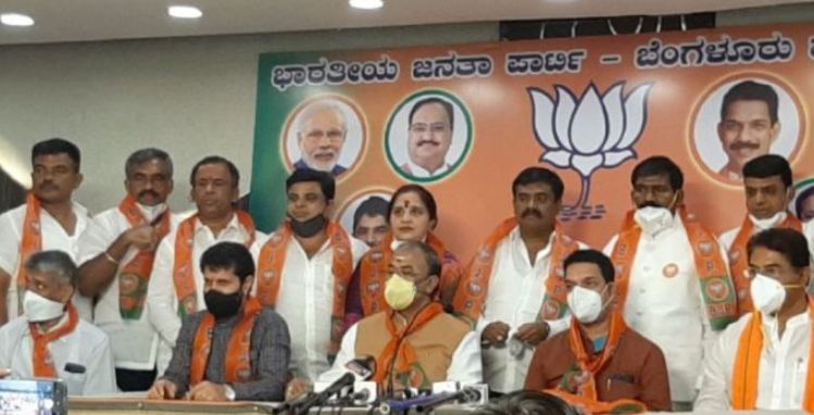 Congress activists join BJP 