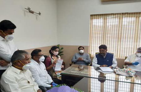 D.K.Ravi Wife kusuma join Congress