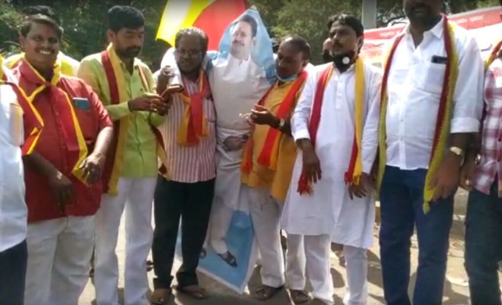 Basanagouda patil Yatnal