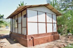 recycled plastic house :