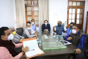 dr sudhakar meeting karnataka govt saakshatv