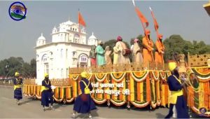 India rich culture with colourful tableaux 