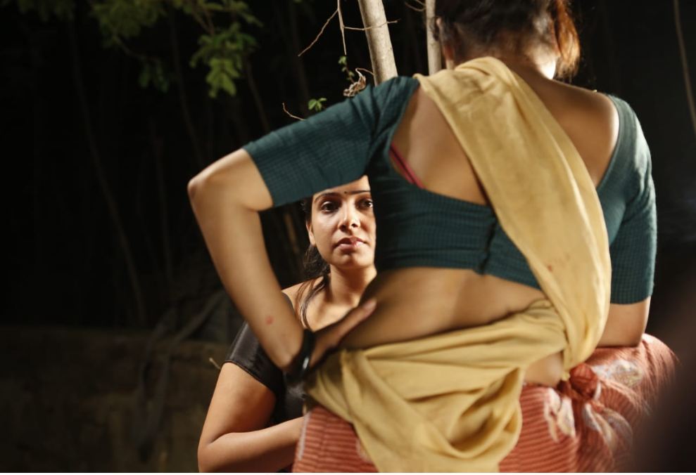 cotton pet gate kannada film - saakshatv 