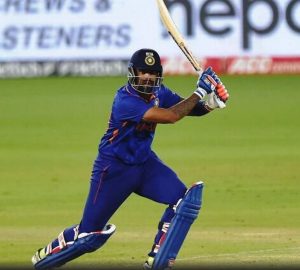 wi-vs-ind-2nd-odi-surya becomes the first player to cross 30 in each of his first six ODI  saaksha tv