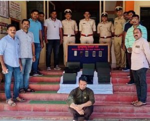 Different Thieve who thefts only Mobile and Laptop arrested in Bengaluru saaksha tv