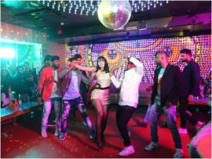 Sindhu Lokanath dance 1975 kannada film special song   saaksha tv