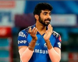 jasprit-bumrah-1st-indian-bowler-15-wickets-7-consecutive-season saaksha tv