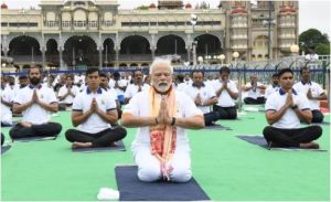 yoga-day-mysuru-pm-narendra-modi saaksha tv