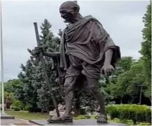 Mahatma Gandhi Statue Vandalised In Canada By Khalistan Supporters saaksha tv