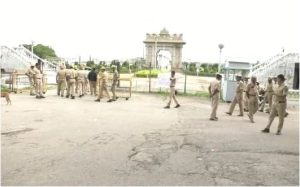 Mandya Go back movement by farmers tight police bandobast saaksha tv