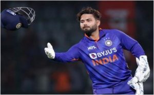 eng-vs-ind-pant-becomes-third-indian-wicketkeeper-hit-odi-century-outside-asia saaksha tv
