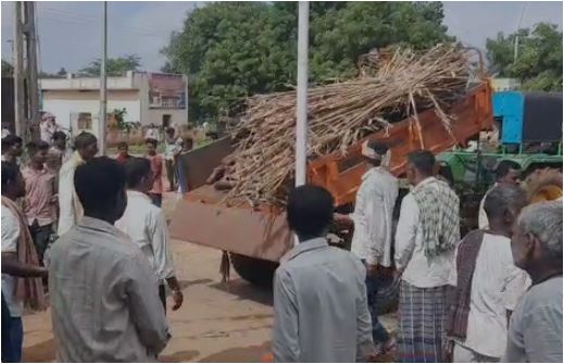 Bagalkot Cremation in front of Gram Panchayat building saaksha tv