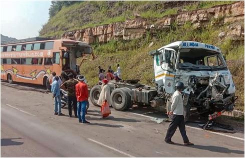 bus-accident-15-people-were-killed-and-40-others-injured