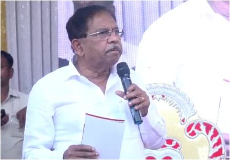 Dr. G. Parameshwar press meet in tumkur