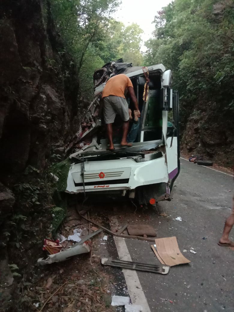 ಭೀಕರ ರಸ್ತೆ ಅಪಘಾತದಲ್ಲಿ 9 ಮಂದಿ ಮೈಸೂರು ಉದ್ಯೋಗಿಗಳ ಸಾವು…