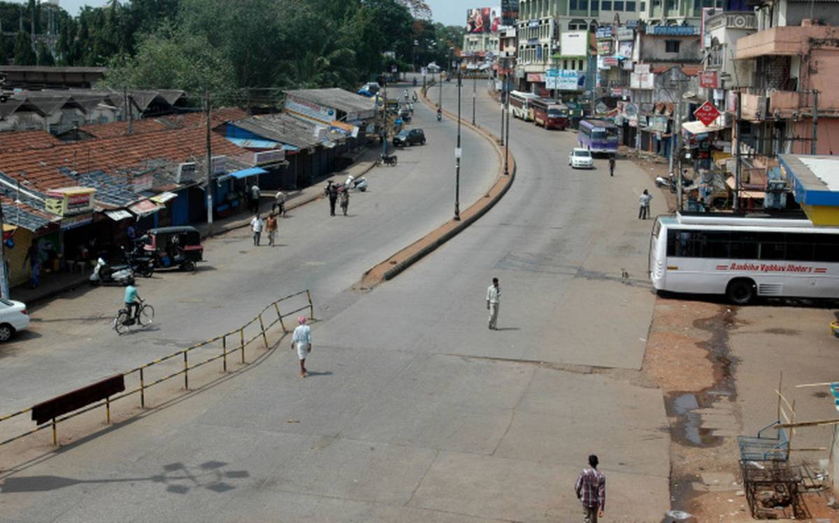 ಕೊರೊನಾ ಹೊಡೆತಕ್ಕೆ ದಕ್ಷಿಣ ಕನ್ನಡ ಬಂದ್!