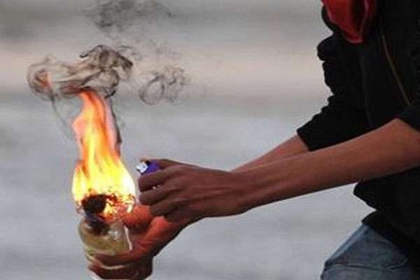 ಹಿಂದೂ ಕಚೇರಿ ಮೇಲೆ ಪೆಟ್ರೋಲ್ ಬಾಂಬ್