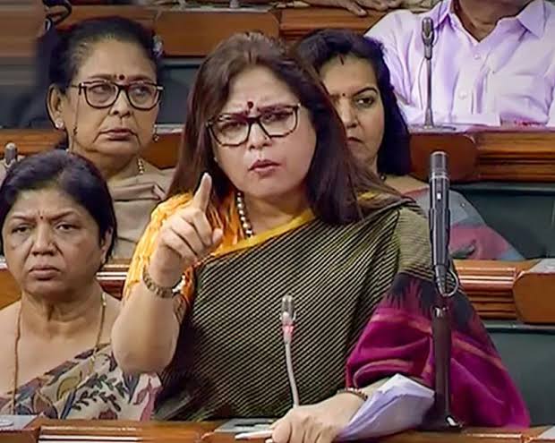 ಕಪಿಲ್ ಮಿಶ್ರಾ ಅವರನ್ನು ಎಷ್ಟು ವಿಷಯಗಳಿಗೆ ದೂಷಿಸುತ್ತೀರಿ : ಮೀನಾಕ್ಷಿ ಲೆಖಿ