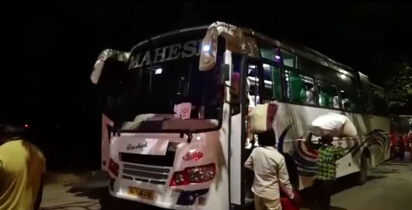 ಸ್ವಗ್ರಾಮದತ್ತ ವಲಸೆ ಕೂಲಿ ಕಾರ್ಮಿಕರು…