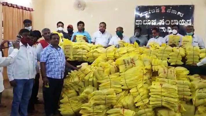 1.66 ಲಕ್ಷ ಉಚಿತ ಮಾಸ್ಕ್ ವಿತರಣೆಗೆ ವ್ಯವಸ್ಥೆ ಕಲ್ಪಿಸಿದ ಸಿದ್ದರಾಮಯ್ಯ!