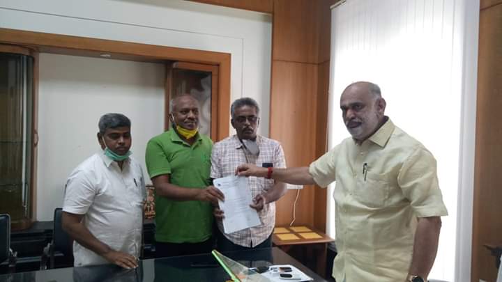 ಕಾರ್ಮಿಕ ಸಮಸ್ಯೆ ಬಗೆ ಹರಿಸಿ : ಸಿಐಟಿಯುನಿಂದ ಕಾರ್ಮಿಕ ಸಚಿವರಿಗೆ ಮನವಿ…