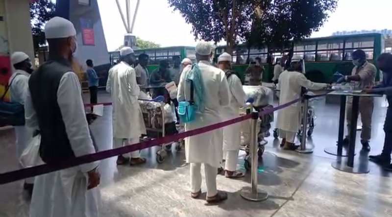 ಹೋಟೆಲ್ ಕ್ವಾರಂಟೈನ್ ಬೇಡ, ಮನೆಗೆ ಕಳುಹಿಸಿ ಪಟ್ಟು ಹಿಡಿದ ಜಕಾರ್ತದಿಂದ ಬಂದ ಭಾರತೀಯರು