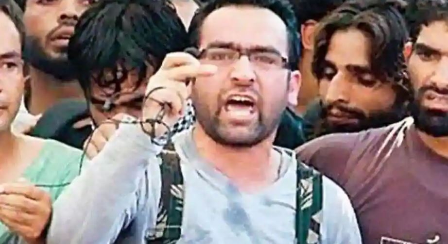 ಉಗ್ರರನ್ನು ಚೆಂಡಾಡಿದ ಸೇನೆ : ಹಿಜ್ಬುಲ್ ಮುಜಾಹಿದ್ದೀನ್ ನ ರಿಯಾಜ್ ನಾಯ್ಕೂ ಎನ್ ಕೌಂಟರ್ !