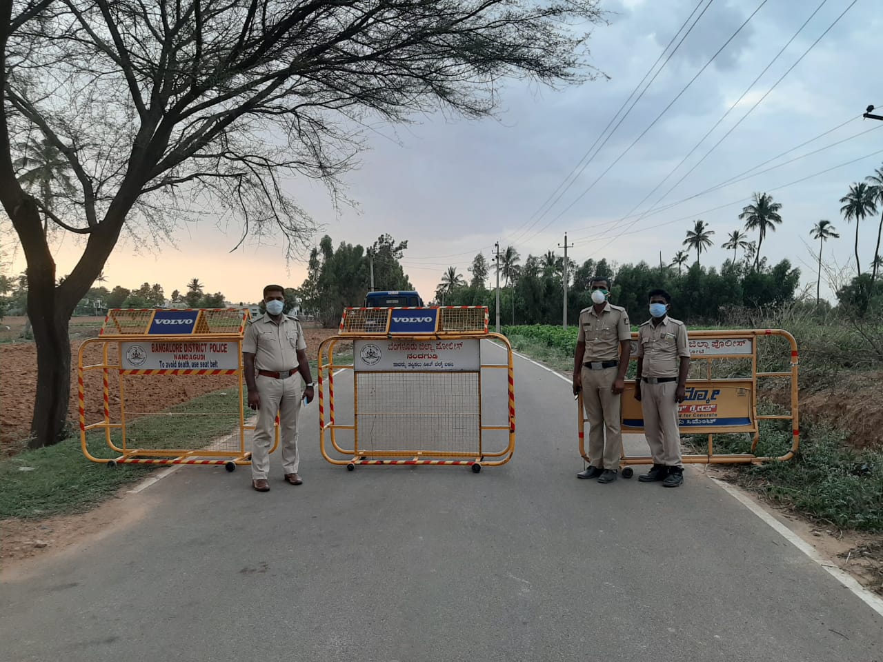 ಟ್ರಾವೆಲ್ ಹಿಸ್ಟರಿಯೇ ಇಲ್ಲದ ತುಂಬು ಗರ್ಭಿಣಿಗೆ ಕೊರೋನಾ ಸೋಂಕು- ಸೀಲ್ ಡೌನ್ ಒಳಗಾದ ಇಡೀ ಗ್ರಾಮ….
