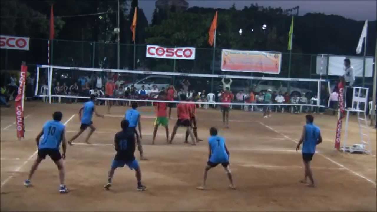 ಕೋಲಾರದಲ್ಲಿ ವಾಲಿ ಬಾಲ್ ವಿಚಾರಕ್ಕೆ ಗಲಾಟೆ: ಮೂವರಿಗೆ ಚಾಕು ಇರಿತ…