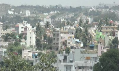 ಅಯ್ಯೋ ಇವ್ರ ಕಥೆ ಕೇಳೋರಿಲ್ವಾ..? ಮಾಲೀಕರ ಕಿರುಕುಳಕ್ಕೆ ಬೀದಿಗೆ ಬಿದ್ದ ಬ್ಯಾಚುಲರ್ಸ್!