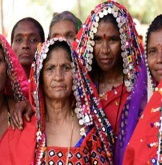 ಪತ್ರ ಚಳುವಳಿ ನಡೆಸಿದ ಲಂಬಾಣಿ ಜನಾಂಗ