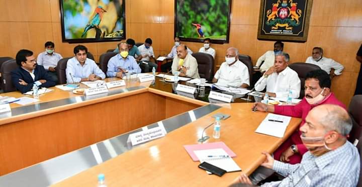 ಸರ್ಕಾರಕ್ಕೆ 8000 ಕೋಟಿ ರೂಪಾಯಿಗಳನ್ನು ಉಳಿತಾಯ ಮಾಡಿದ ವಸತಿ ಇಲಾಖೆಯ ಅಧಿಕಾರಿಗಳು