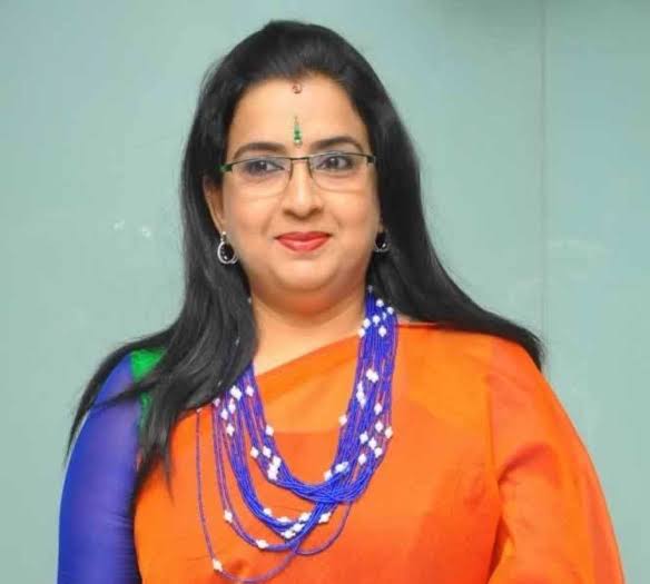 ತನ್ನ ಹೆಸರಿನಲ್ಲಿ ನಕಲಿ ಖಾತೆ ತೆರೆದವರಿಗೆ ಎಚ್ಚರಿಕೆ ನೀಡಿದ ನಟಿ ಅಂಬಿಕಾ
