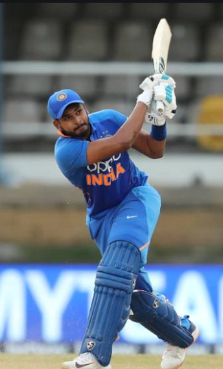 ನಾಲ್ಕನೇ ಕ್ರಮಾಂಕದಲ್ಲಿ ಯಾರು ಪ್ರಶ್ನೆ ಮಾಡುವಂತಿಲ್ಲ.. ಟೀಮ್ ಇಂಡಿಯಾಗೆ ಆಧಾರಸ್ತಂಭವಾಗಿರುವ ಅಯ್ಯರ್