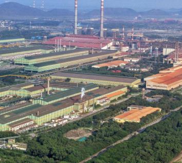 ಉಕ್ಕಿನ ಕಾರ್ಖಾನೆಯಲ್ಲಿ ಕಾಣಿಸಿಕೊಂಡ ಕೊರೊನಾ ಪಾಸಿಟಿವ್ : ಕಾರ್ಮಿಕರಲ್ಲಿ ಹೆಚ್ಚಿದ ಆತಂಕ