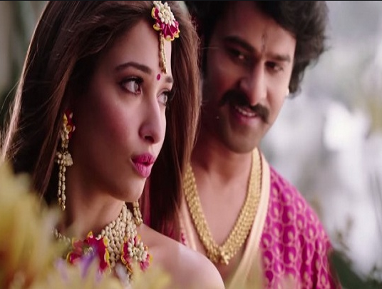 ‘ಪ್ರಭಾಸ್ ಗೆ ತುಂಬಾ ನಾಚಿಕೆ’ ; ಬಾಹುಬಲಿಯ ಗುಟ್ಟು ರಟ್ಟು ಮಾಡಿದ ತಮನ್ನಾ