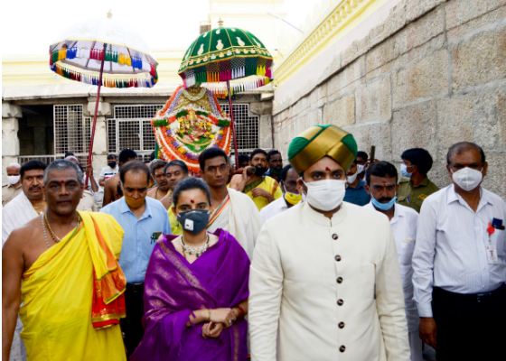 ಚಾಮುಂಡೇಶ್ವರಿ ಬೆಟ್ಟದಲ್ಲಿ ಶ್ರದ್ಧಾಭಕ್ತಿಯಿಂದ ನೆರವೇರಿದ ವರ್ಧಂತಿ ಉತ್ಸವ..!