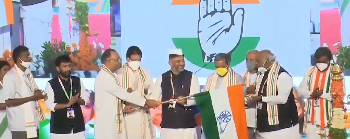 ಕೆಪಿಸಿಸಿ ಅಧ್ಯಕ್ಷರಾಗಿ ಡಿ.ಕೆ ಶಿವಕುಮಾರ್ ಪದಗ್ರಹಣ