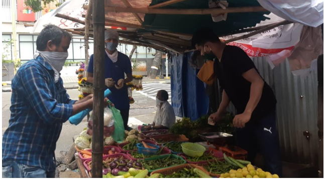 ತರಕಾರಿ ಮಾರಾಟ.. ಕಬಾಬ್ ಮಾರಾಟ.. ಡೆಲಿವರಿ ಬಾಯ್.. ಇದು ಮುಂಬೈನ ಮೂರು ಫುಟ್‍ಬಾಲ್ ಕೋಚ್‍ಗಳ ಕೊರೋನಾ ಲೈಫ್…!