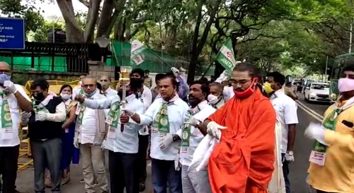 ಶಿಕ್ಷಕರು, ಕಲಾವಿದರ ನೆರವಿಗೆ 70 ಕೋಟಿ ಅನುದಾನ ಕೊಡಿ: ಸಿಎಂಗೆ ಜೆಡಿಯು ಆಗ್ರಹ