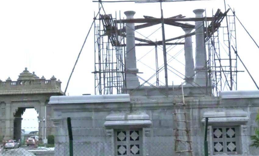 ಜೋಡಿ ಪ್ರತಿಮೆ ನಿರ್ಮಾಣಕ್ಕೆ ಮಂಡ್ಯದಲ್ಲಿ ತೀವ್ರ ವಿರೋಧ..!