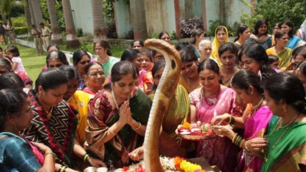 ಕೊರೊನಾ ಎಫೆಕ್ಟ್ : ಭೀಮನ ಅಮಾಸ್ಯೆ, ನಾಗರಪಂಚಮಿಗೆ ಬ್ರೇಕ್..!