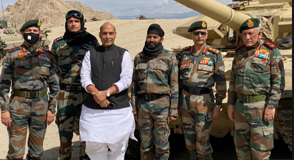 ಲಡಾಖ್ ಗೆ ಕೇಂದ್ರ ರಕ್ಷಣಾ ಸಚಿವ ರಾಜನಾಥ್ ಸಿಂಗ್ ಭೇಟಿ