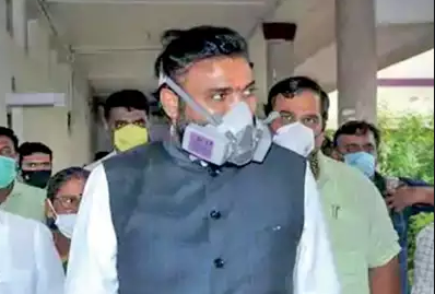 ಬೆಡ್ ಗಳನ್ನು ಮೀಸಲಿಡದ ಖಾಸಗಿ ಆಸ್ಪತ್ರೆಗಳ ವಿರುದ್ಧ ಕ್ರಿಮಿನಲ್ ಮೊಕದ್ದಮೆ ; ಶ್ರೀರಾಮುಲು