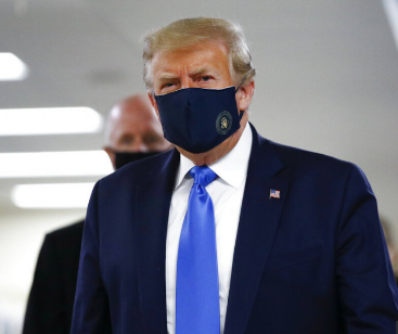 ಕೊರೊನಾ ಆತಂಕ | ಕೊನೆಗೂ ಮಾಸ್ಕ್ ಧರಿಸಿದ ಟ್ರಂಪ್