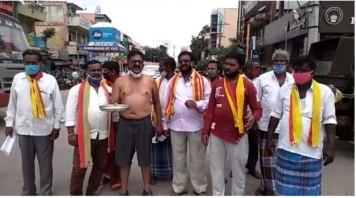 ಕೇಂದ್ರ ಮತ್ತು ರಾಜ್ಯ ಸರ್ಕಾರ ಕೊರೊನಾ ನಿಯಂತ್ರಿಸುವಲ್ಲಿ ವಿಫಲ – ಕರ್ನಾಟಕ ನಿಜಧ್ವನಿ ಸೇನಾ ಸಮಿತಿ ಪ್ರತಿಭಟನೆ