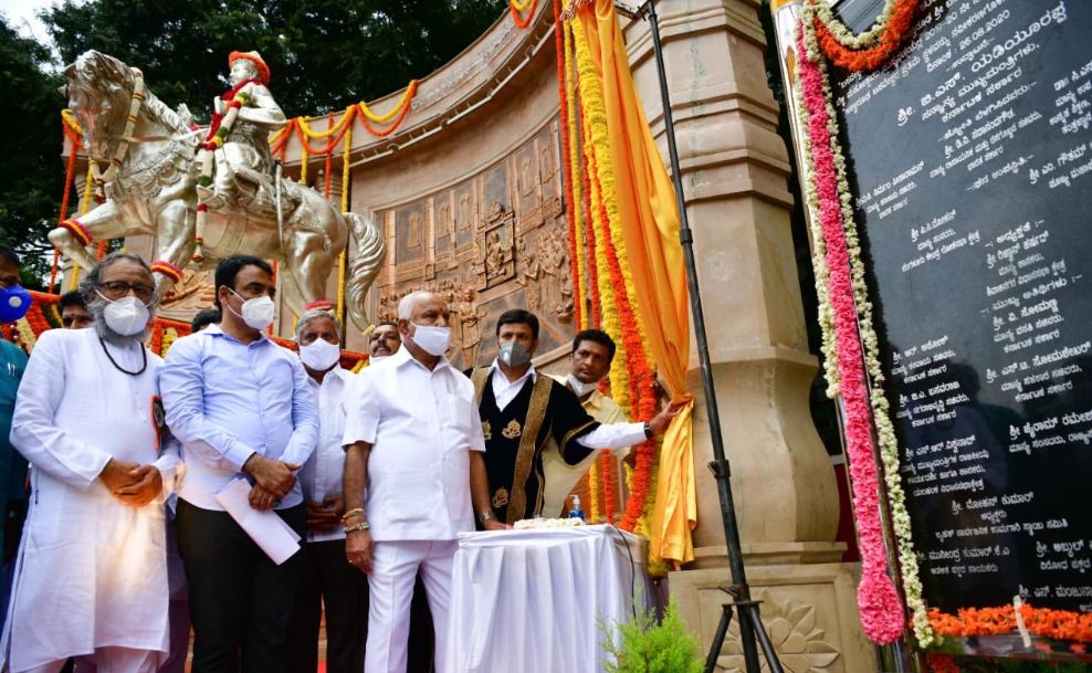 ನವೀಕರಿಸಲಾದ `ಅಶ್ವಾರೂಢ ಬಸವೇಶ್ವರ’ ಪ್ರತಿಮೆ ಉದ್ಘಾಟನೆ