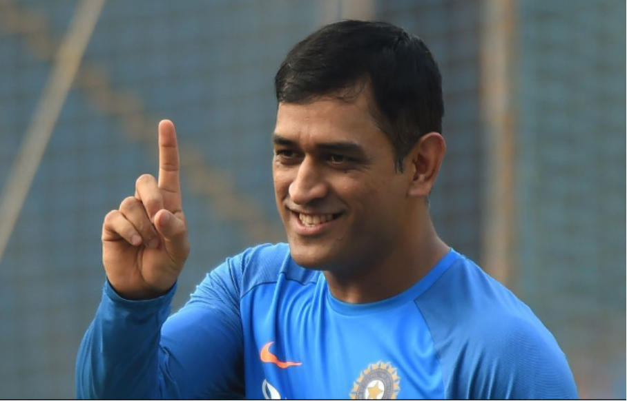 ನ್ಯೂಸ್ ಪೇಪರ್ ಓದಬೇಡಿ ಅಂತ ಧೋನಿ ಹೇಳೋದು ಯಾಕೆ ?