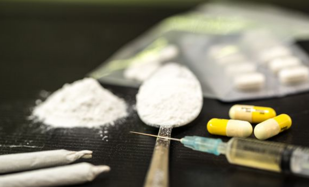 ಕನ್ನಡದ ನಟರಿಗೆ ಡ್ರಗ್ ಡೀಲರ್ ಜೊತೆ ನಂಟು