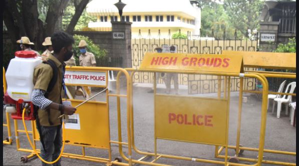 25 ದಿನಗಳ ಬಳಿಕ ಮತ್ತೆ ಬಾಗಿಲು ತೆರೆದ ಸಿಎಂ ಗೃಹ ಕಚೇರಿ ಕೃಷ್ಣಾ